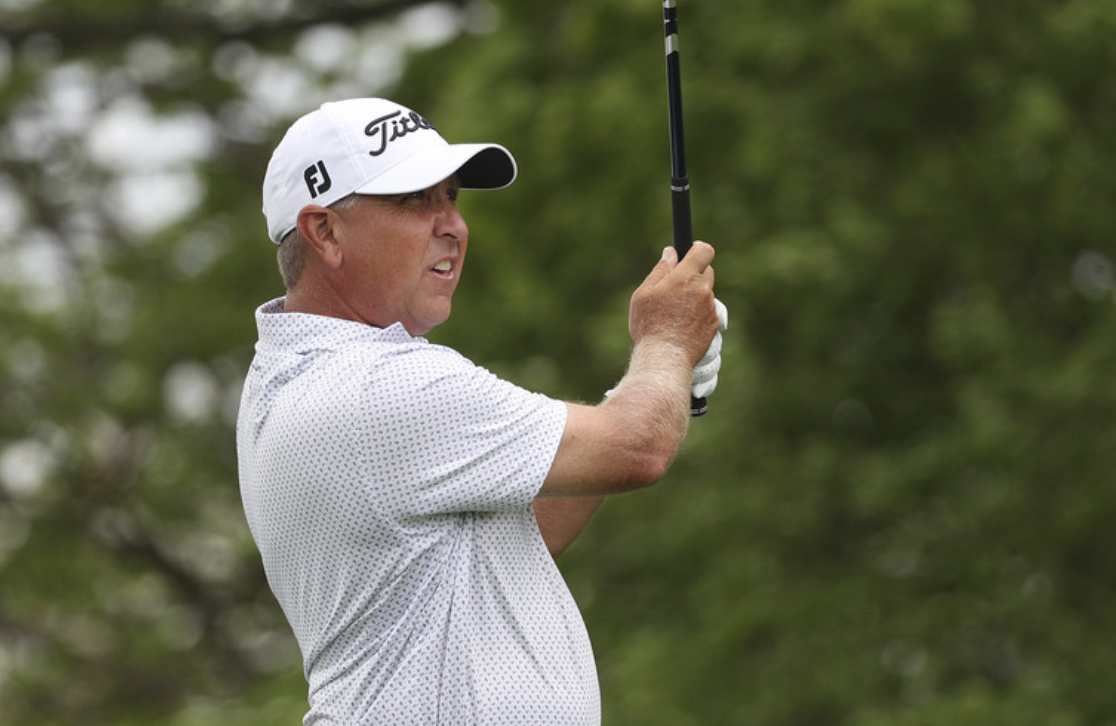 Scott Parel shoots 66 to lead wind-altered Senior PGA Championship